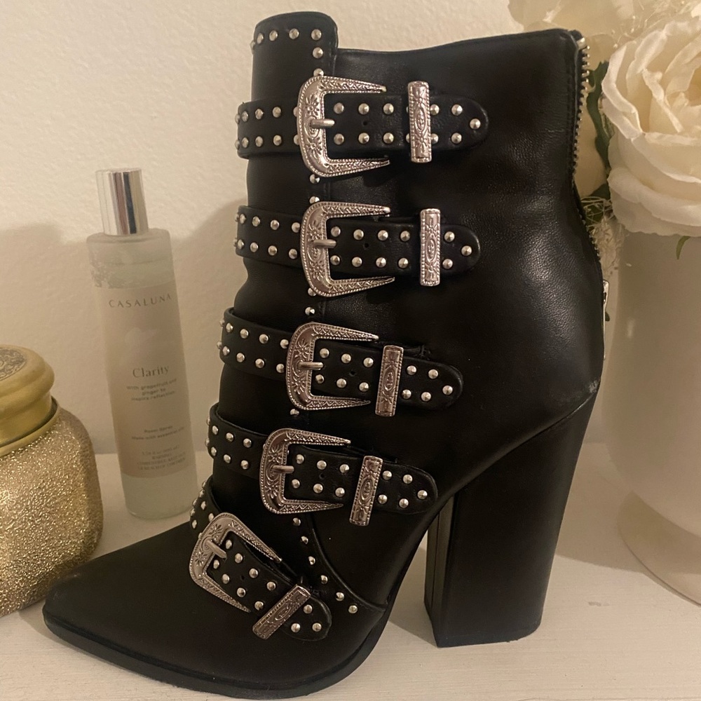 ‘Comet’ Steve Madden boots